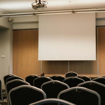 Economy Silesian Hotel Катовице Екстериор снимка