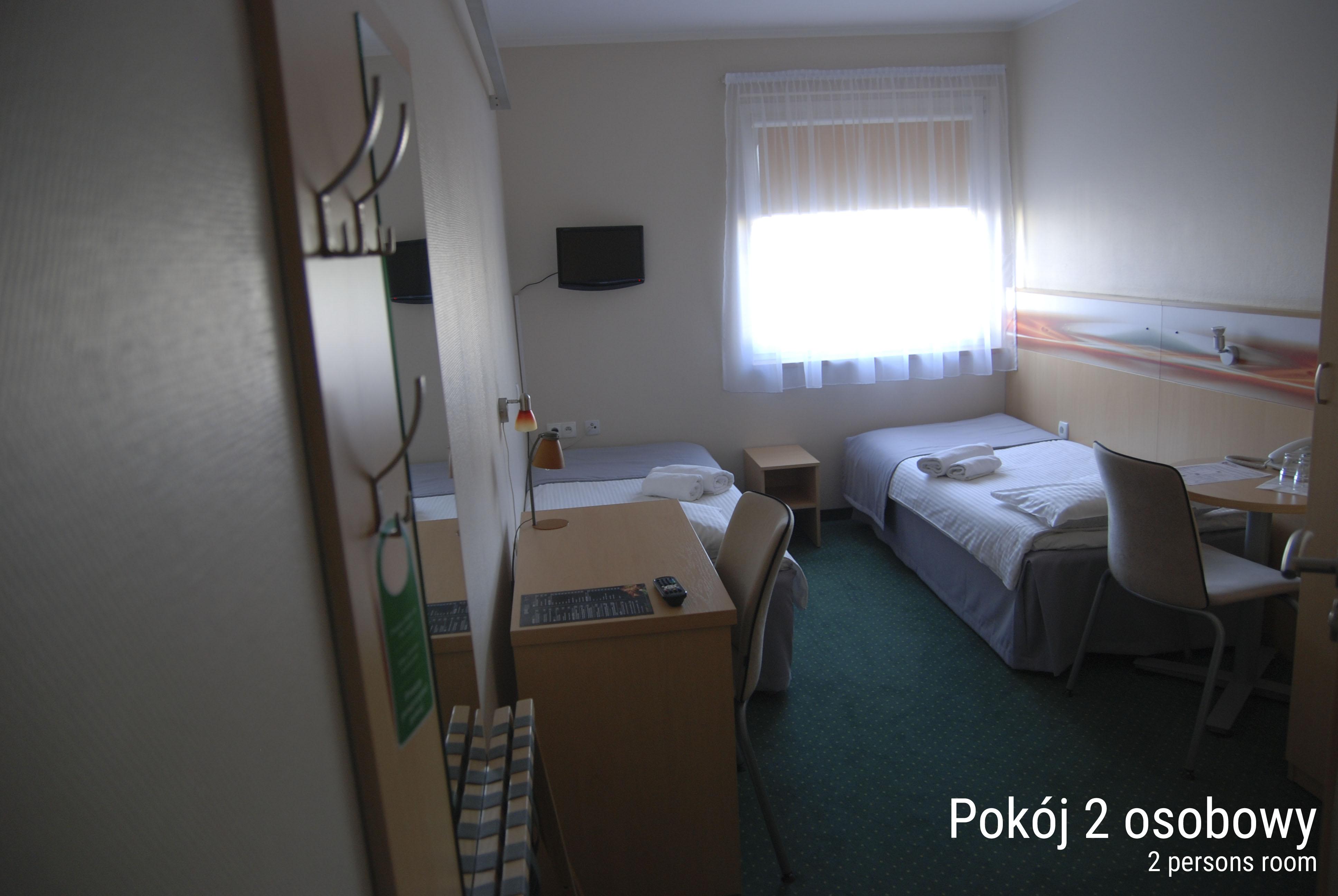 Economy Silesian Hotel Катовице Екстериор снимка