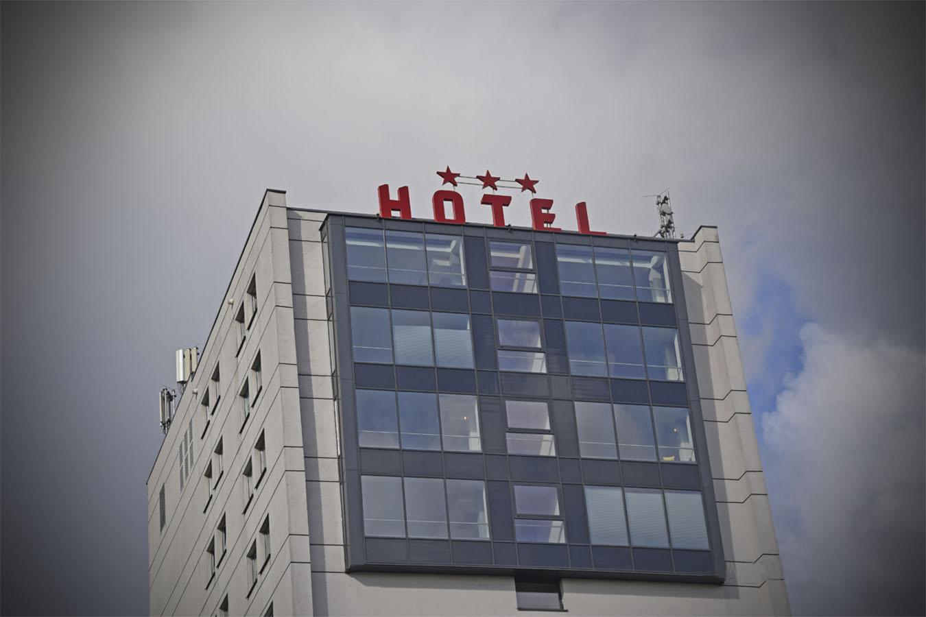 Economy Silesian Hotel Катовице Екстериор снимка
