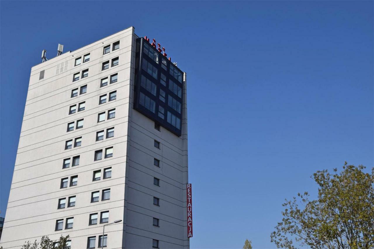 Economy Silesian Hotel Катовице Екстериор снимка